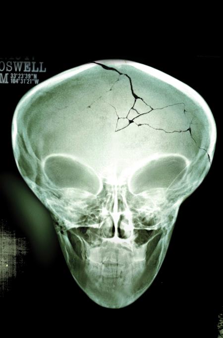 X FILES (2026) #1 CVR H ROSWELL PHOTO FOIL VIRGIN VAR FOC November 9, 2026