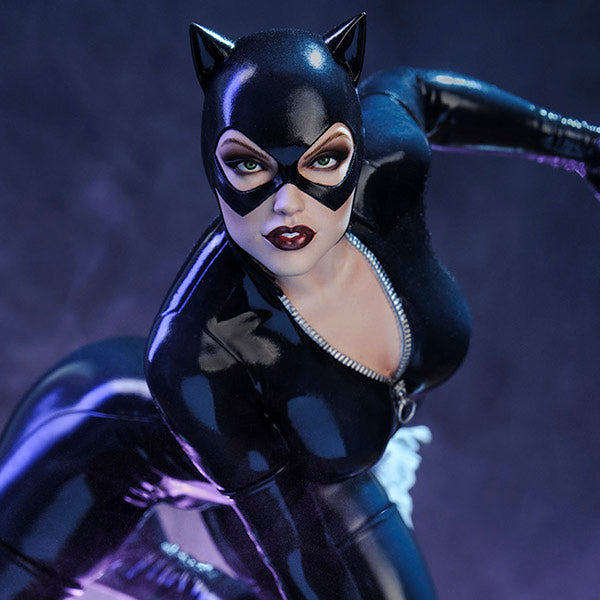 DC Comics Catwoman Sixth Scale Maquette