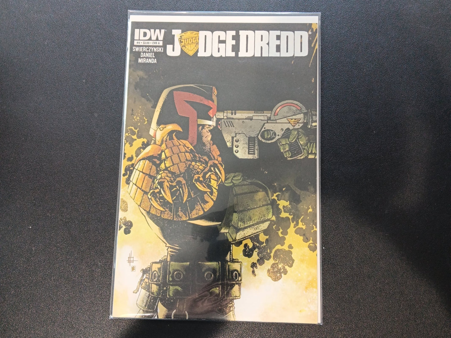 Judge Dredd #4 (2012) cover