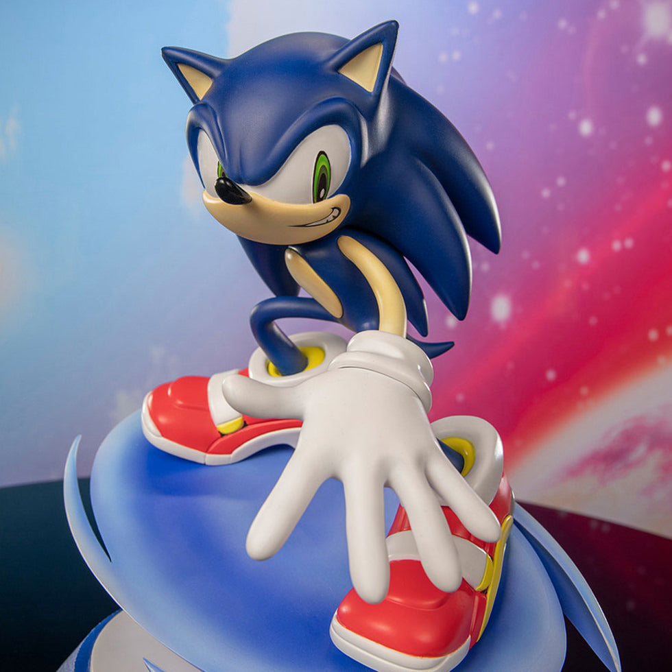 Sonic the Hedgehog - Sonic Adventure 2 Sonic - Statues