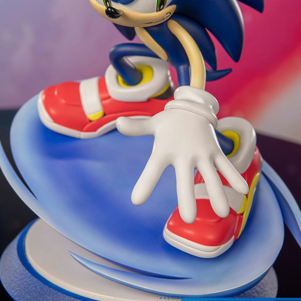 Sonic the Hedgehog - Sonic Adventure 2 Sonic - Statues