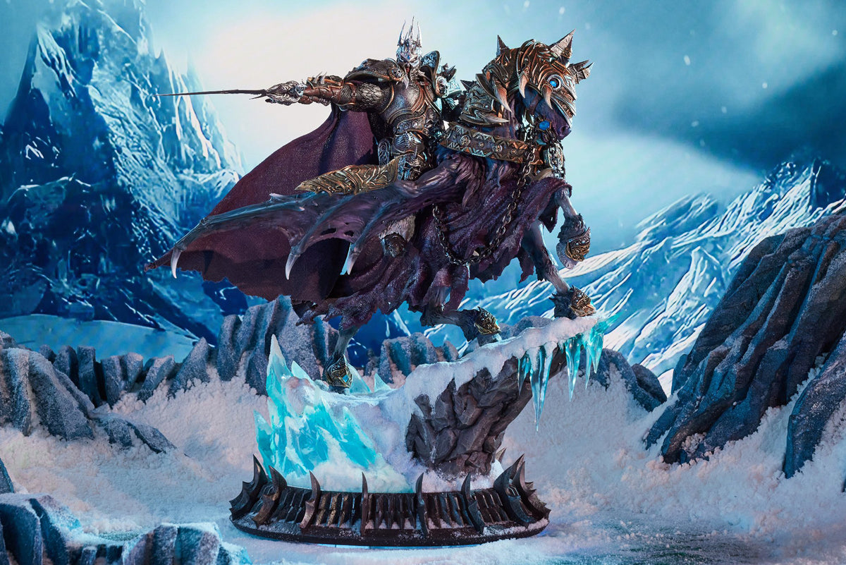 Warcraft The Lich King and Invincible Statue