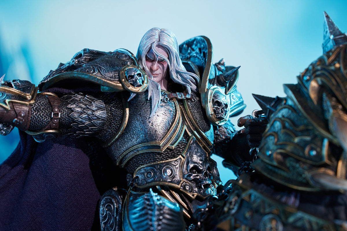 Warcraft The Lich King and Invincible Statue