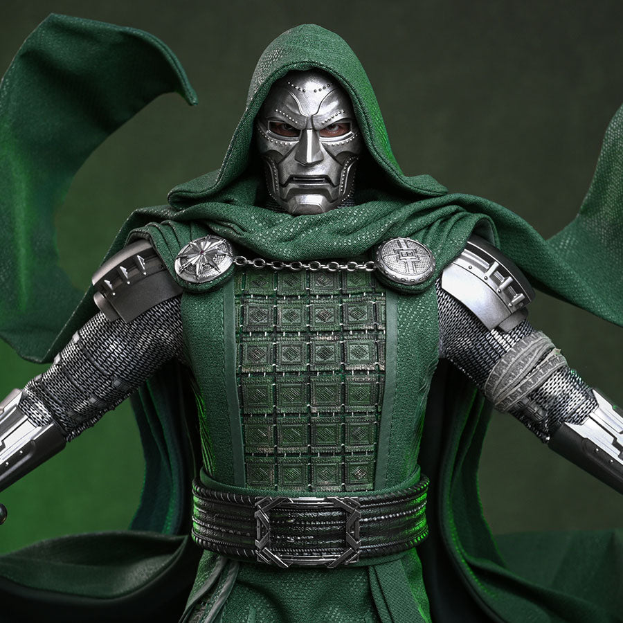 Marvel Doctor Doom Avengers Doomsday Sixth Scale Figure