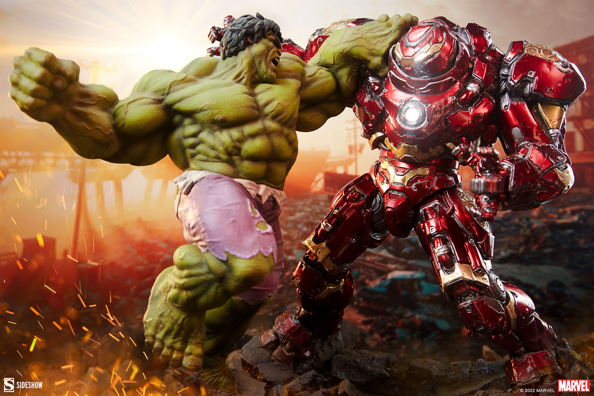 Hulk vs Hulkbuster Maquette