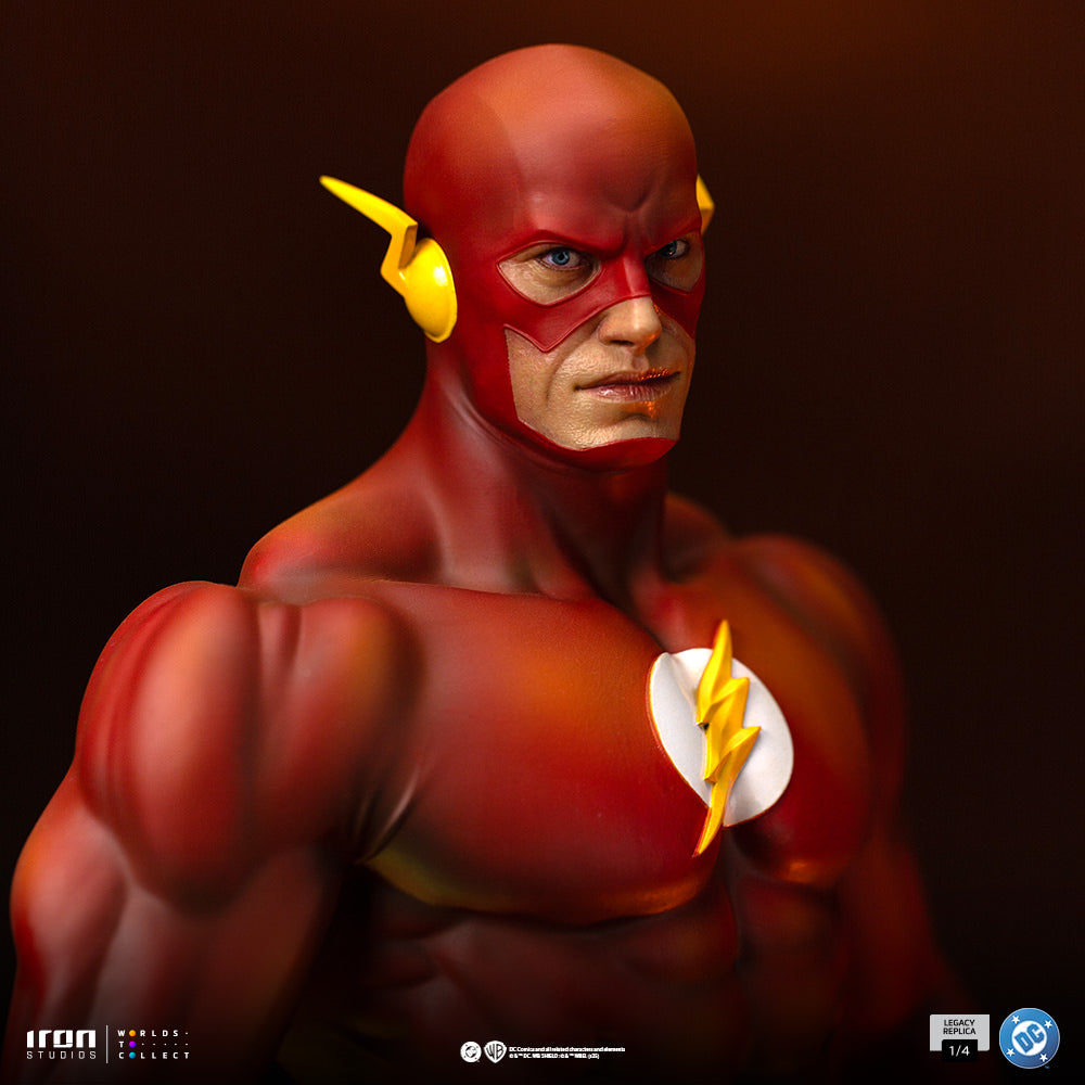 The Flash Quarter Scale Statue gallery view