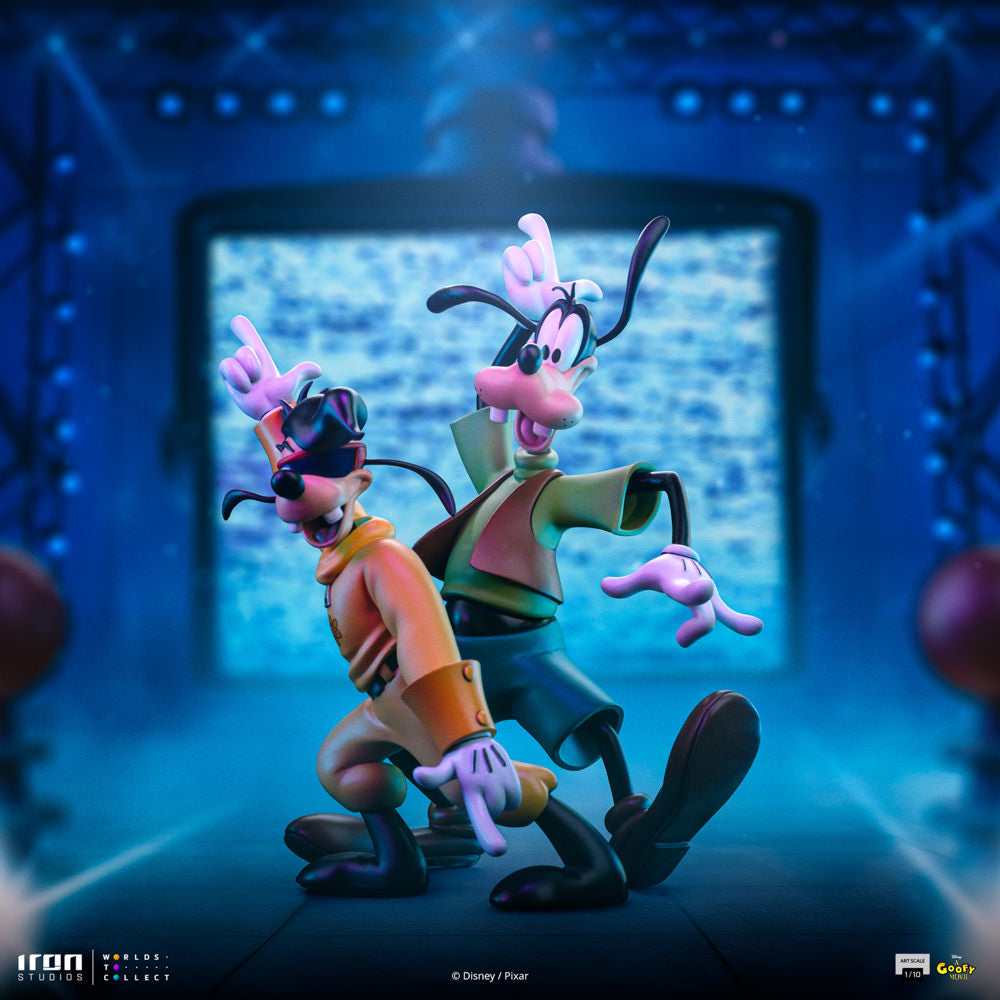 Disney Goofy and Max A Goofy Movie 1:10 Scale Statue
