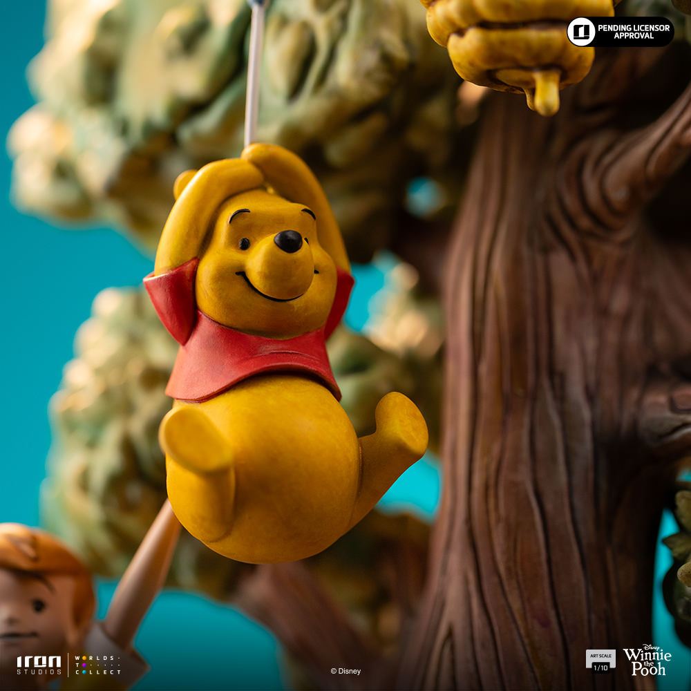 Disney - Winnie the Pooh (100th Anniversary) Deluxe - 1:10 Scale Statue