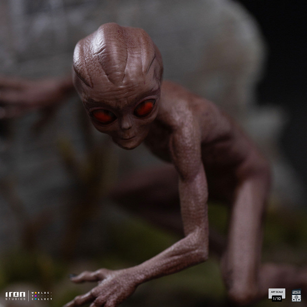 I Want To Believe - ET Varginha - 1:10 Scale Statue