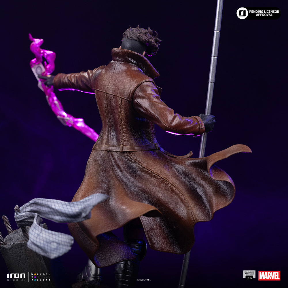 Gambit Unleashed 1:10 Scale Statue