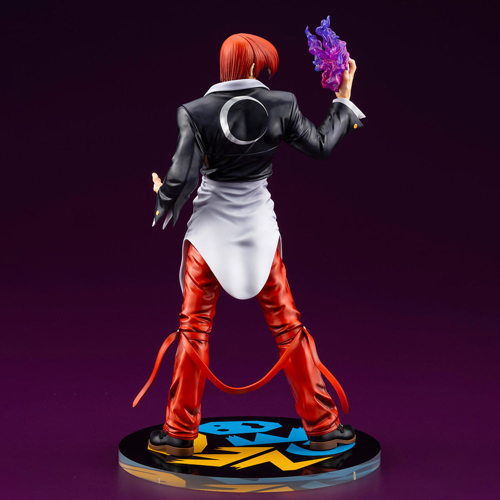 Iori Yagami Statue gallery view