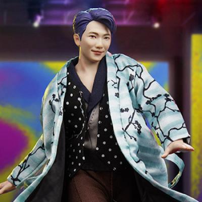 RM Deluxe Statue
