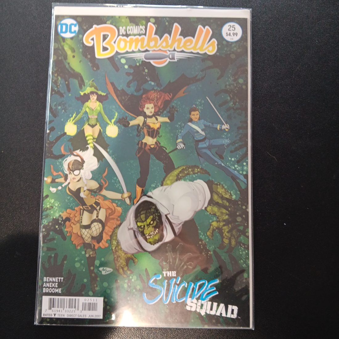 DC COMICS BOMBSHELLS #25