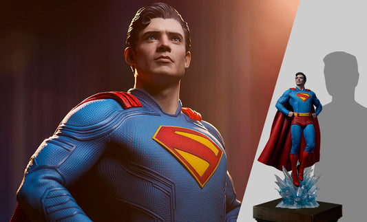 DC Comics Superman Premium Format Figure