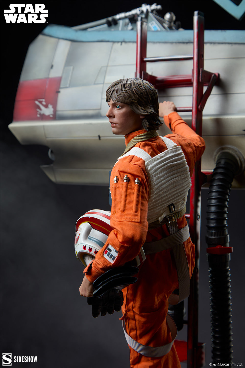 Luke Skywalker & X-Wing Premium Format Figure gallery view