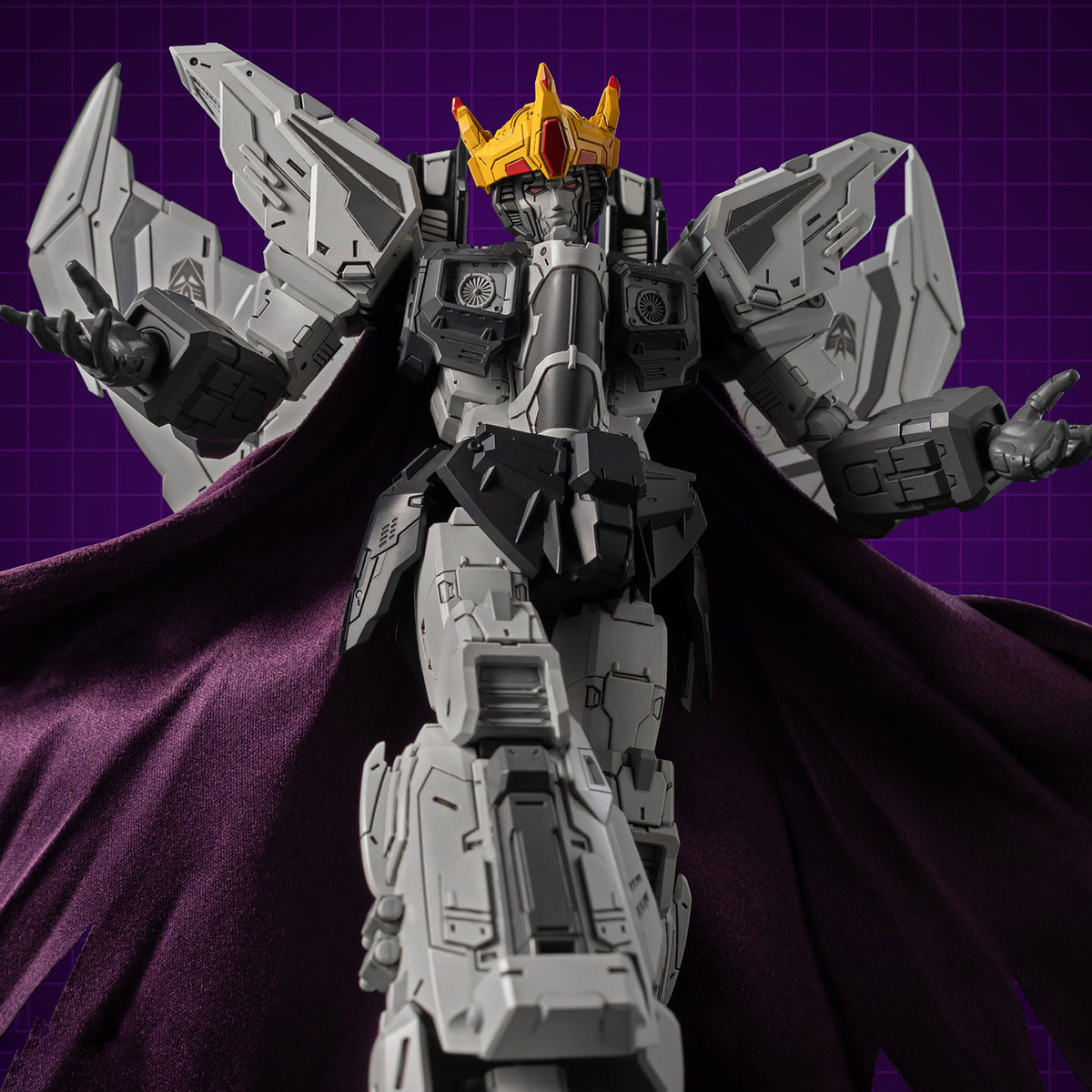 Transformers - Fallen Coronation Starscream (1986 Movie Edition) MDLX - Action Figure