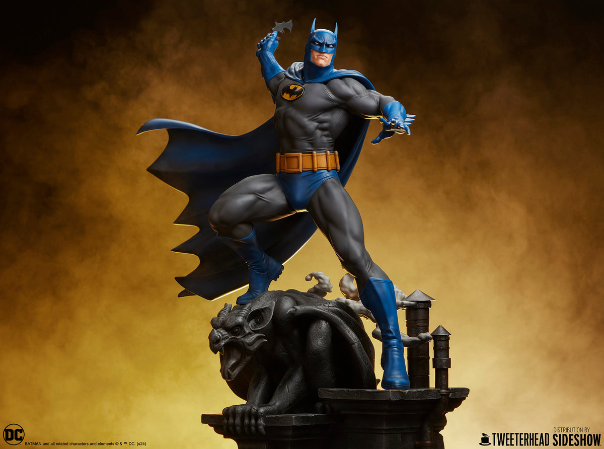 DC Comics - Batman (Retro Edition) - Sixth Scale Maquette