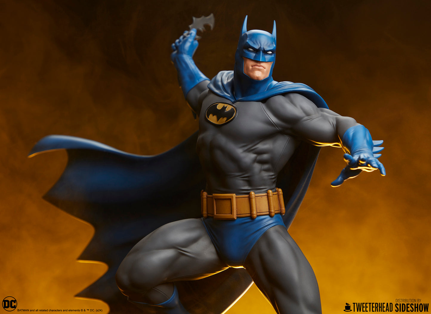 DC Comics - Batman (Retro Edition) - Sixth Scale Maquette