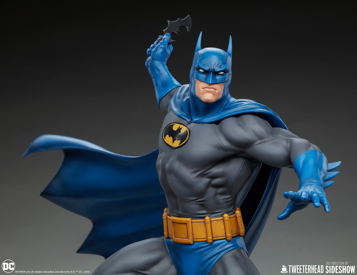 DC Comics - Batman (Retro Edition) - Sixth Scale Maquette